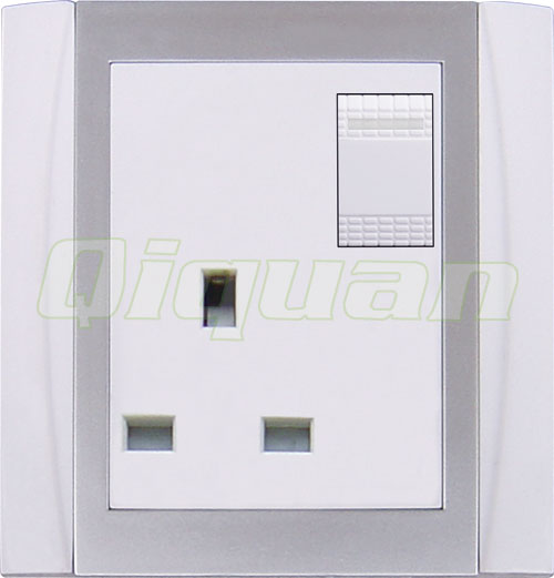 1 Gang with 13A Socket