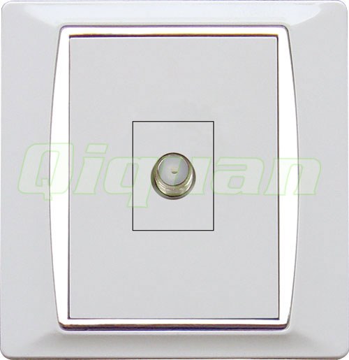 Satellite Socket