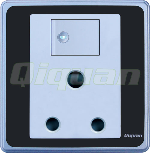 1 Gang with 15A socket