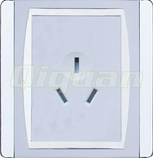 Three Pole Socket