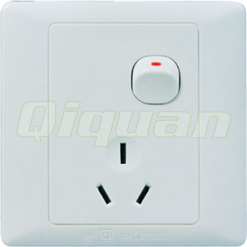 Three Pole Socket With 1 Switch