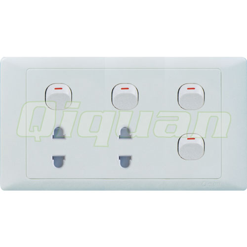 4 Gang 1 Way With 2 Socket